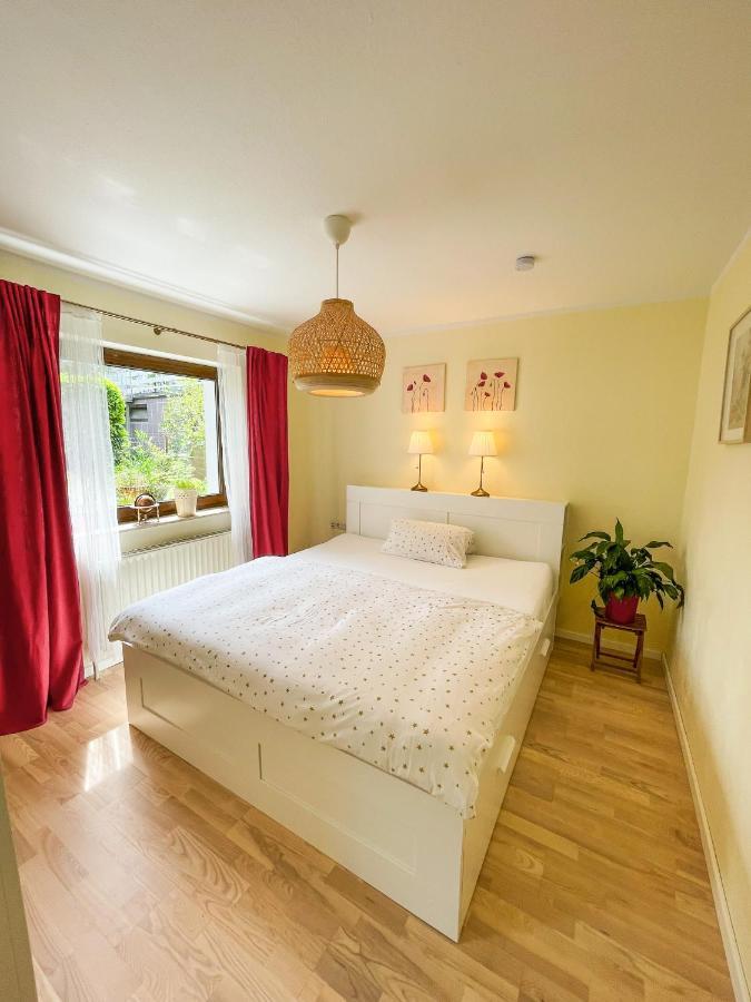 Souterrainwohnung Mit Grossem Garten Und Sauna Kassel Exterior foto